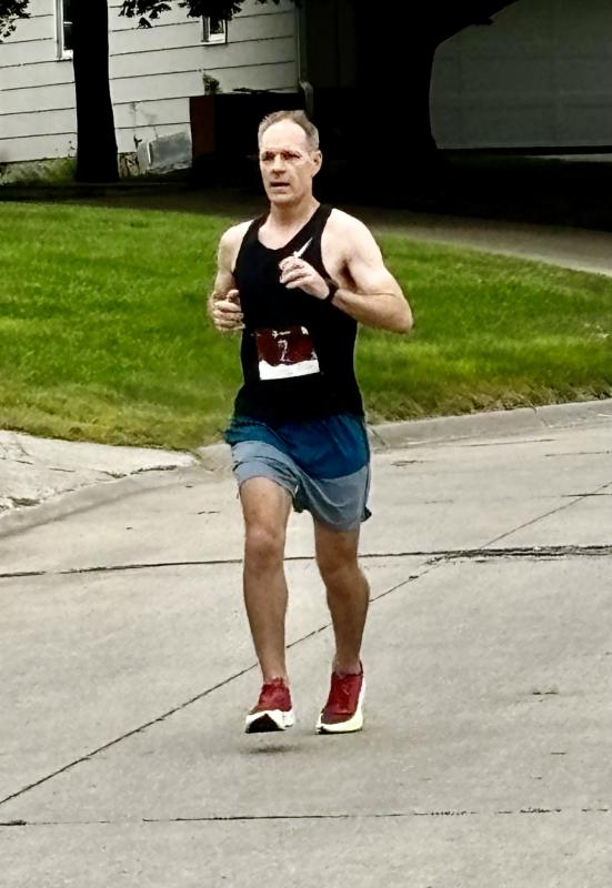 Doug Lane the Overall 5k winner of Kiwanis 5K Race