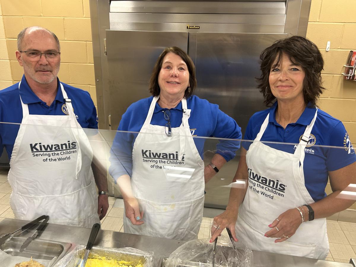 Vinton Kiwanis served up breakfast on Saturday.. Click to read article